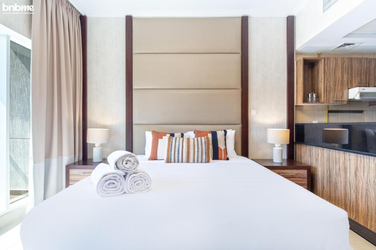 دبي Bnbmehomes - Spacious Studio In Downtown Near Burj Khalifa - 1703 المظهر الخارجي الصورة